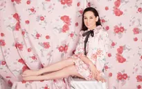 Phi Nhung bất ngờ gợi cảm với sắc hồng ngọt ngào