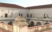 Tu viện bỏ hoang hút khách du lịch tại Bồ Đào Nha