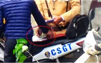 Chủ tịch Hà Nội yêu cầu làm rõ vụ nghi cảnh sát giao thông nhận tiền