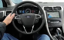 Ford triệu hồi 1,4 triệu xe vì vô lăng lỏng lẻo