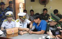 Kịp thời đưa ngư dân bị bệnh trên biển về đất liền cứu chữa