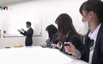 Nhật Bản quy định sử dụng sách giáo khoa điện tử từ năm 2020