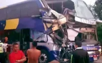 Ecuador: ​Tai nạn xe bus nghiêm trọng, hơn 60 người thương vong