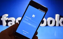 Facebook trong cơn bão bê bối lộ dữ liệu người dùng, 60 tỷ USD vốn hóa bị "thổi bay"