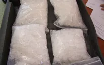 Triệt phá đường dây vận chuyển 9,4kg ma túy đá từ Campuchia về Việt Nam