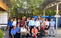Kiều bào trẻ tham quan rừng ngập mặn Cần Giờ