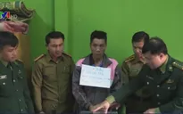 Bắt đối tượng người Lào vượt biên giới vận chuyển 10 bánh heroin