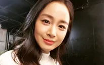 Kim Tae Hee lần đầu xuất hiện sau thời gian nghỉ sinh