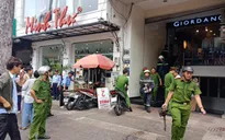 TP.HCM: Giải cứu nam thanh niên bị kẹt thang máy