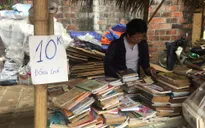 Hội sách "đồng giá 1.000 đồng" thu hút độc giả tại Hà Nội