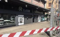Hai trung tâm mua sắm ở Rome phải sơ tán do bị đe dọa đánh bom