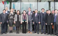 Chủ tịch Quốc hội thăm Trung tâm Nông nghiệp công nghệ cao tại Hà Lan