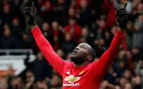 Lukaku gia nhập “CLB 100” tại Ngoại hạng Anh