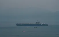 Tàu sân bay Mỹ USS Carl Vinson đã neo đậu trong vịnh Đà Nẵng