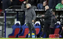 Man Utd thắng kịch tính phút chót, Mourinho không quên so sánh với Man City