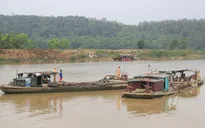 Bắt giữ 7 tàu khai thác cát trái phép tại Hải Phòng