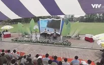 Cặp lá yêu thương viết tiếp ước mơ cho trẻ em nghèo Hà Tĩnh