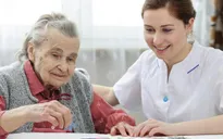 Trung Quốc phát hiện 2 biến thể gen mới gây bệnh Alzheimer