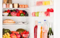 Không nên bảo quản thịt gà trong ngăn đá tủ lạnh