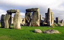 Giải mã bí ẩn một vài tảng đá ở Stonehenge