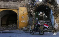Ba dân thường Syria bị thương trong vụ tấn công của Anh - Pháp - Mỹ