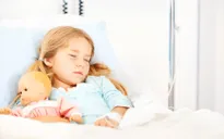Cẩn trọng: trẻ dễ bị rối loạn tâm lý khi nằm viện