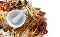 Phát hiện nhiều bằng chứng ung thư gan liên quan đến thuốc Bắc