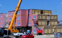 Lắp ghép khách sạn 50 phòng chỉ trong 2 tuần