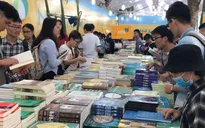 Hàng nghìn độc giả hào hứng với Ngày sách Việt Nam