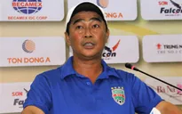 Nuti Café V.League 1 – 2018: HLV Trần Minh Chiến bị cấm chỉ đạo 2 trận