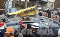 Máy bay trực thăng rơi tại Indonesia, 10 người thương vong