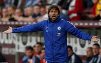 HLV Antonio Conte có trận đấu thứ 100 tại giải Ngoại Hạng Anh