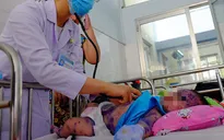 TP.HCM: Nhiều bệnh nhi vài tuần tuổi bị lây thủy đậu từ mẹ