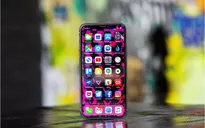 Apple không thể cắt giảm sự phụ thuộc vào đối thủ Samsung
