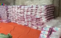 Bắt cơ sở sản xuất bỉm trẻ em giả