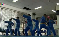 Lớp dạy võ đặc biệt cho y, bác sỹ