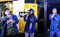 Lộn xộn band ra mắt ca khúc mới đầy hứng khởi ở phố đi bộ