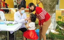 Khám bệnh, cấp phát thuốc miễn phí cho 450 trẻ nhỏ ở Củ Chi