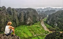 Hang Múa đẹp mê mẩn giữa cố đô Hoa Lư mùa lúa xanh