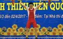 Đỗ Tú Tùng phá kỷ lục cử tạ thanh thiếu niên thế giới