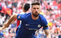 Fan "cúi rạp", so sánh Giroud với Pele, Messi