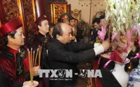 Trang nghiêm lễ dâng hương tại Đền Thượng, khu di tích lịch sử Hùng Vương