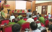 Vụ hỗn hợp vỏ cà phê trộn sỏi và nhuộm pin: Hỗn hợp được trộn vào hạt tiêu xô để nâng khối lượng
