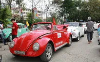 Độc đáo màn diễu hành xe cổ Volkswagen tại Cố đô Huế
