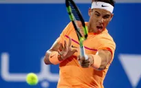Nadal đạt 400 chiến thắng trên mặt sân đất nện