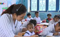 Những thay đổi trong cuộc sống của cậu bé tí hon Đinh Văn K'Rể