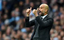 "Quên" nhạc trưởng Man City trên ghế dự bị, Pep Guardiola lên tiếng xin lỗi