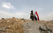 Nhiều cứ điểm quân sự Syria bị tấn công tên lửa