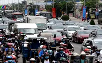 Nhiều tuyến quốc lộ ùn tắc nghiêm trọng