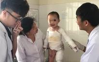 Quảng Ninh: Bé gái 4 tuổi bị bỏng nước sôi toàn thân hồi phục tốt